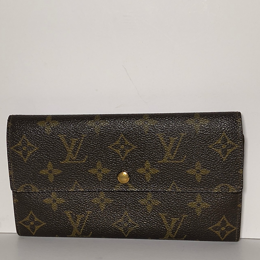 Louis Vuitton Sarah Brown Monogram Wallet